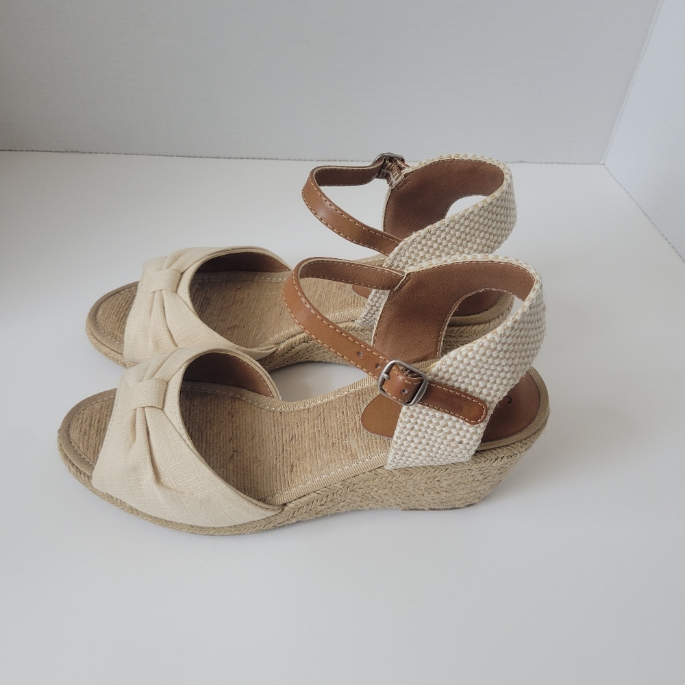 Lucky Brand Espadrille wedge heel sandals size 6.5 Like New